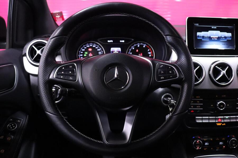 Mercedes-Benz B vaihtoauto