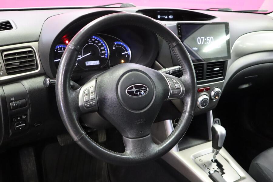 Subaru Forester vaihtoauto