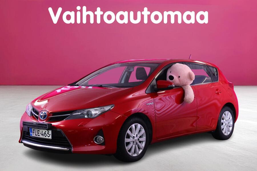 Toyota Auris vaihtoauto