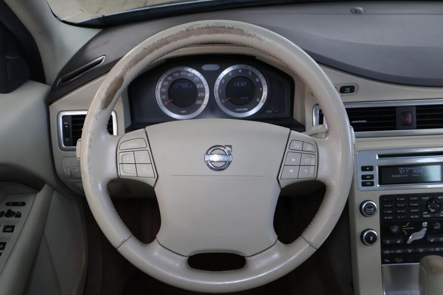 Volvo XC70 vaihtoauto