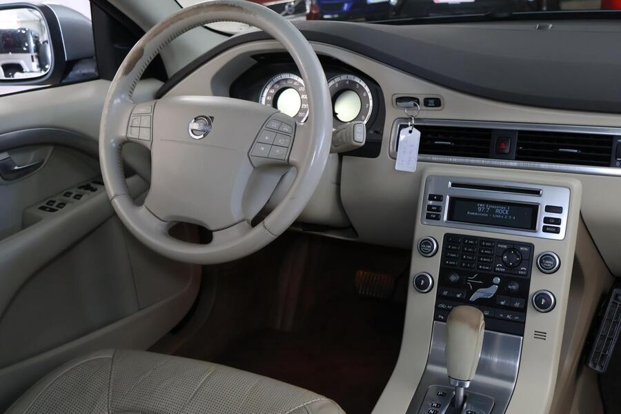 Volvo XC70 vaihtoauto