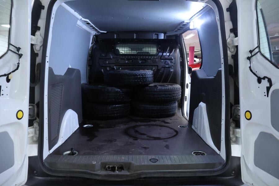 Ford Transit Connect vaihtoauto