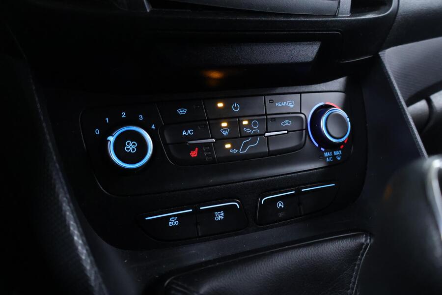 Ford Transit Connect vaihtoauto