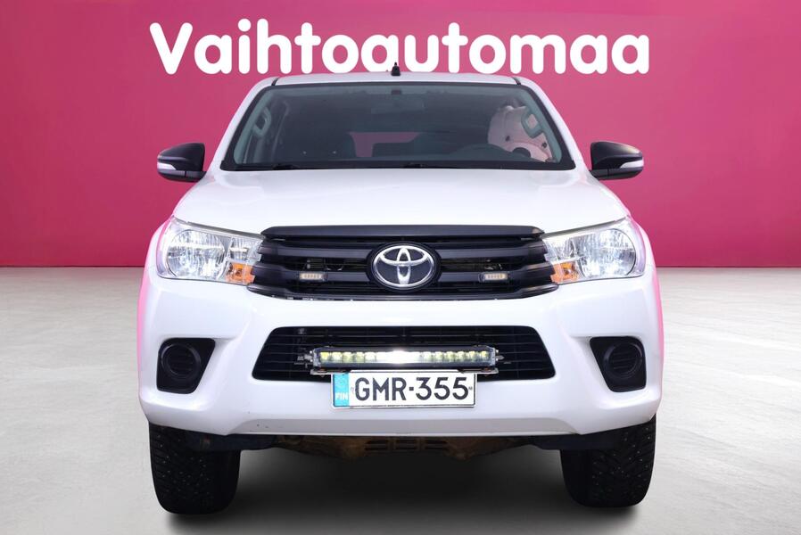 Toyota Hilux vaihtoauto