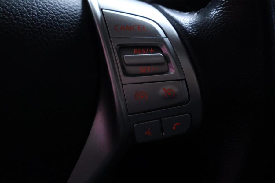 Nissan Navara vaihtoauto