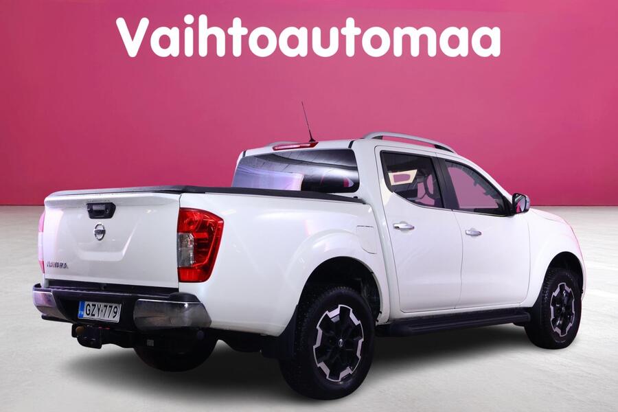 Nissan Navara vaihtoauto