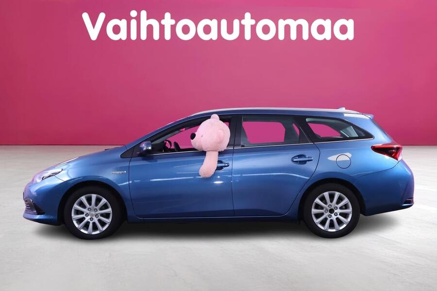 Toyota Auris vaihtoauto