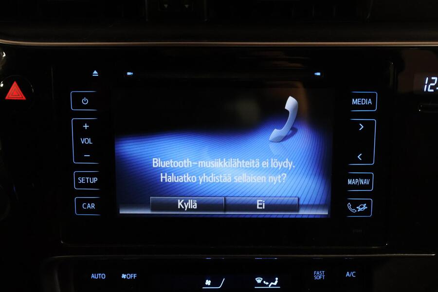 Toyota Auris vaihtoauto