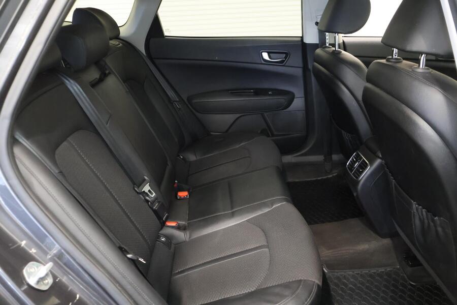 Kia Optima vaihtoauto