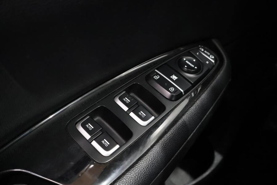 Kia Optima vaihtoauto