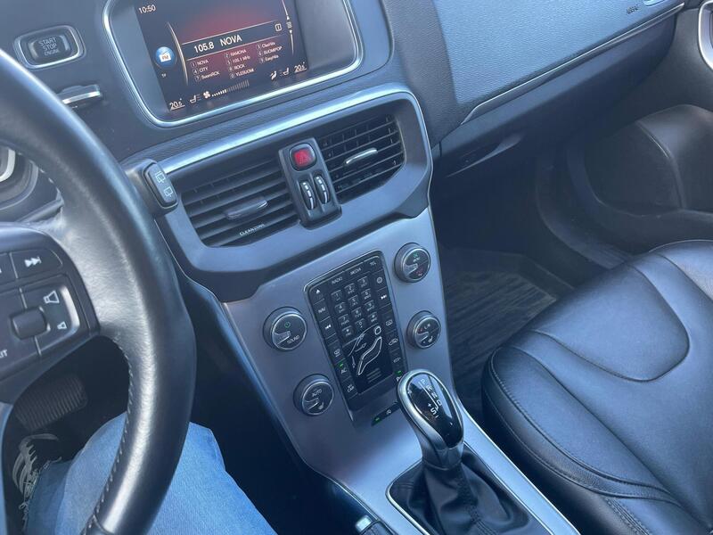 Volvo V40 vaihtoauto