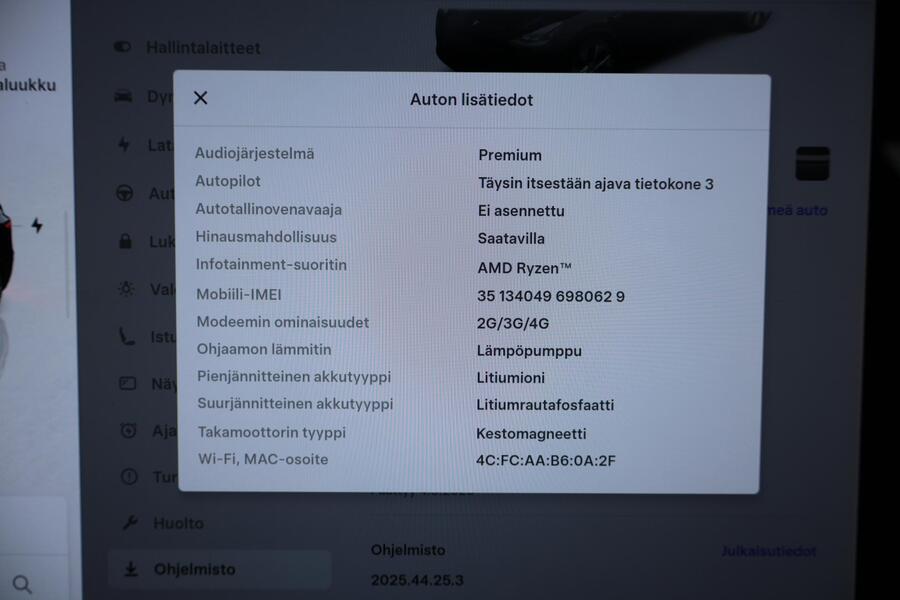 Tesla Model Y vaihtoauto