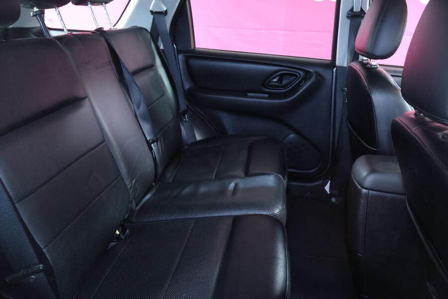 Ford Maverick vaihtoauto