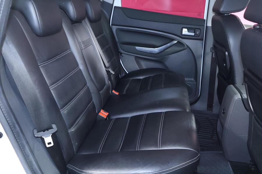 Ford Kuga vaihtoauto