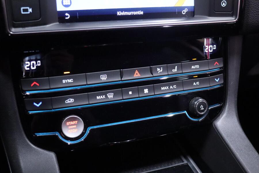 Jaguar F-PACE vaihtoauto