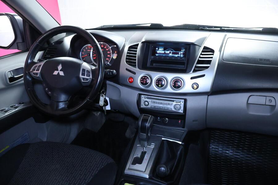 Mitsubishi L200 vaihtoauto