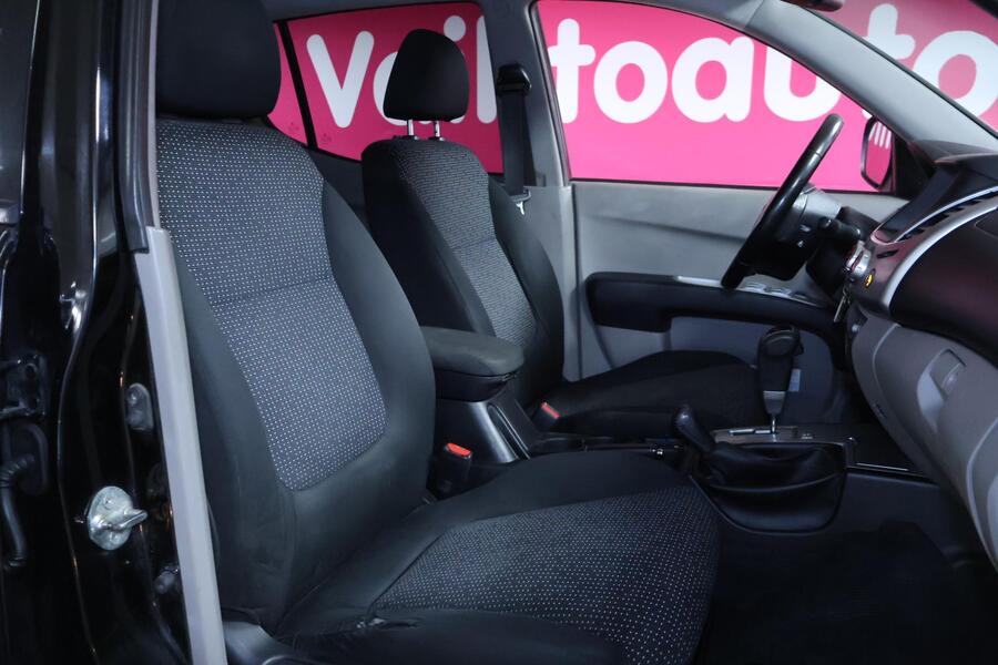 Mitsubishi L200 vaihtoauto