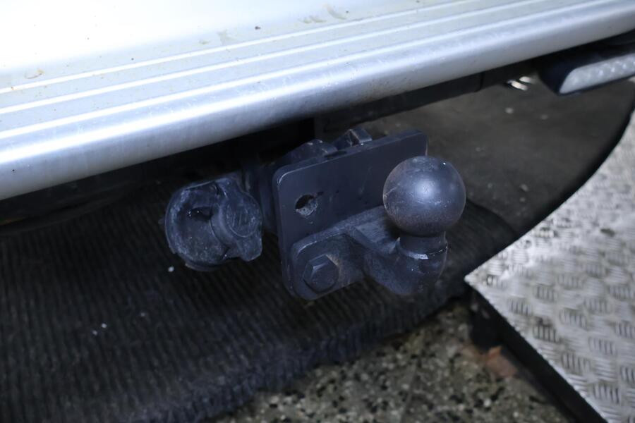 Mitsubishi L200 vaihtoauto