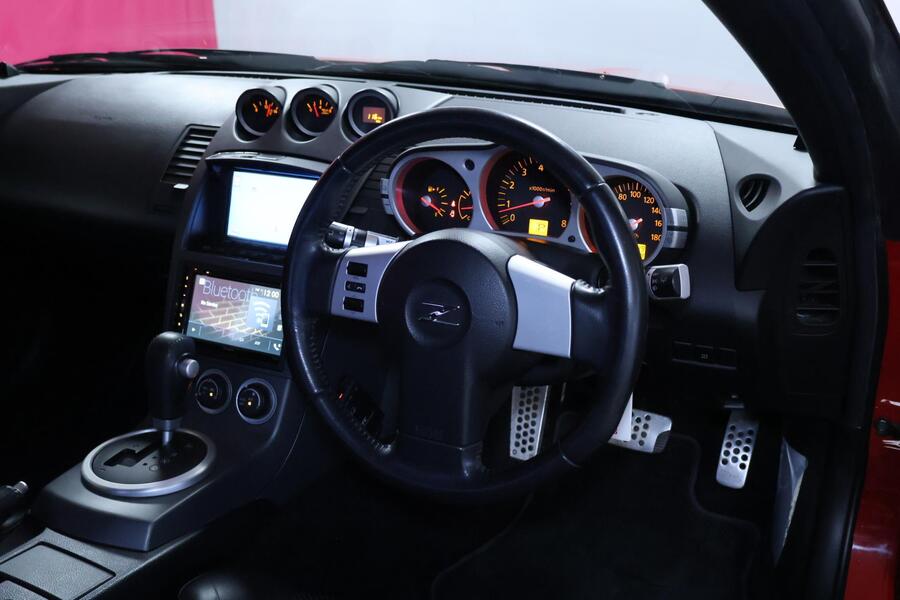Nissan 350z vaihtoauto