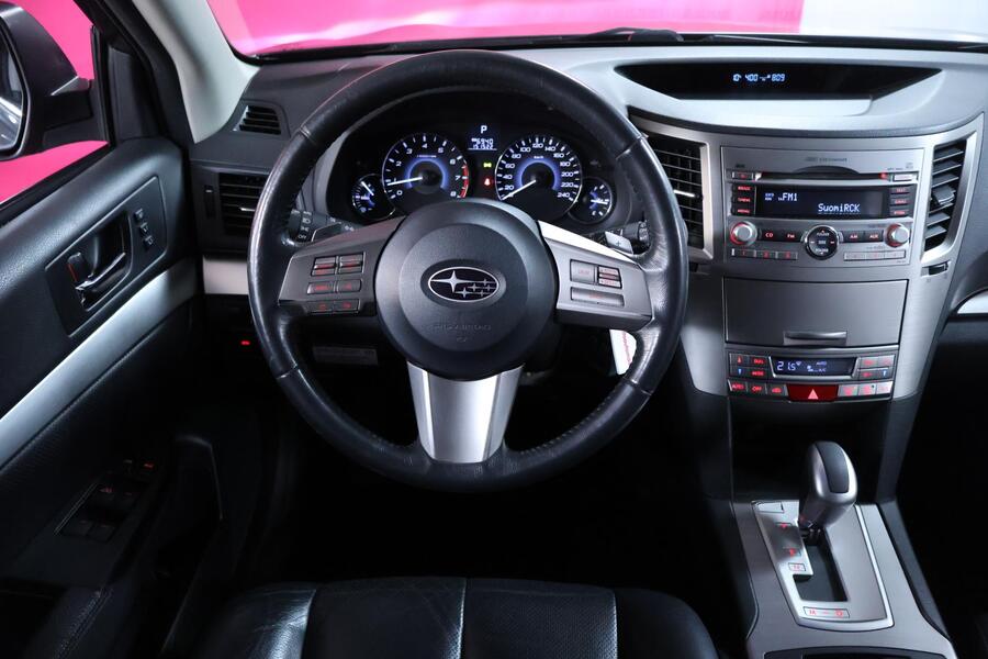 Subaru Legacy vaihtoauto