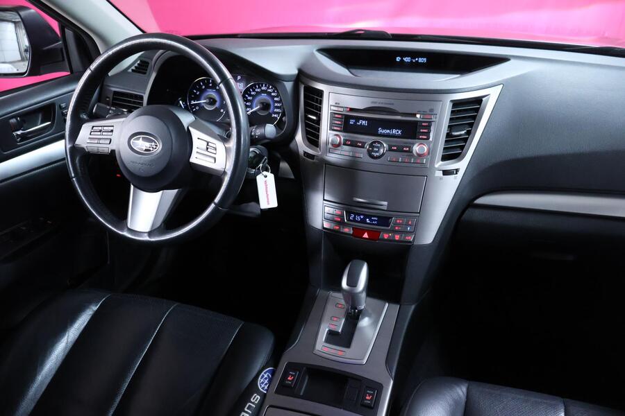 Subaru Legacy vaihtoauto