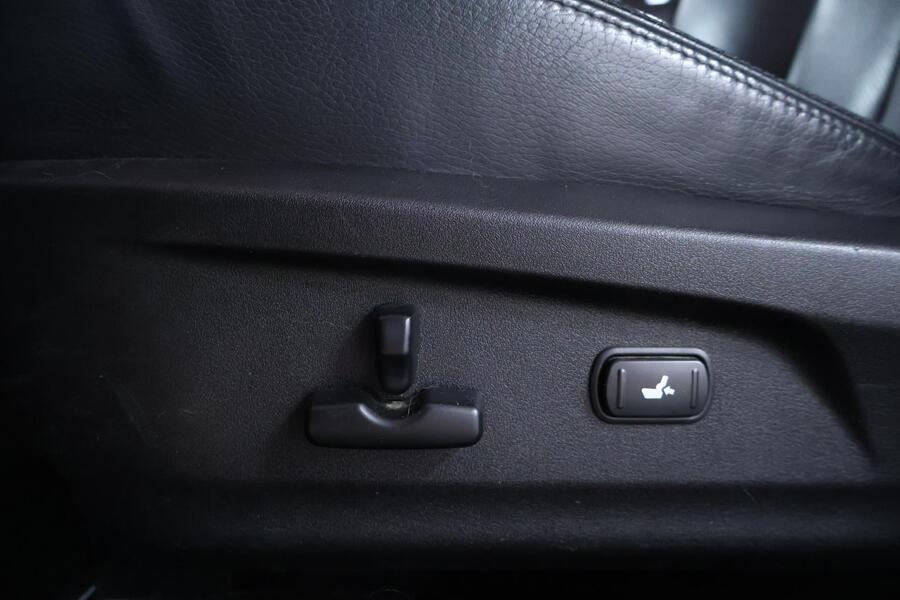 Subaru Legacy vaihtoauto