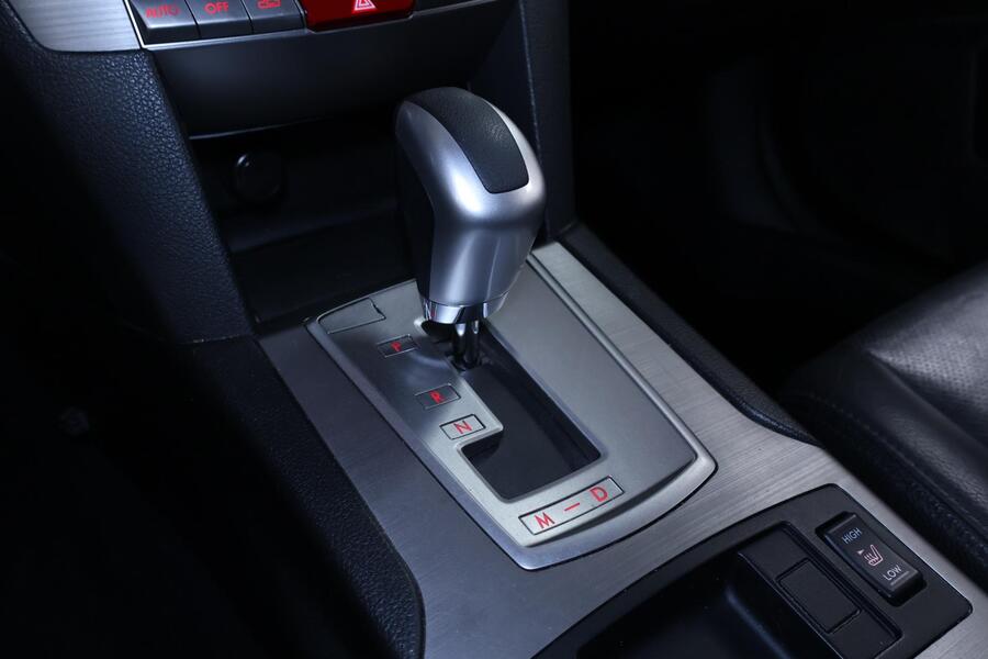 Subaru Legacy vaihtoauto