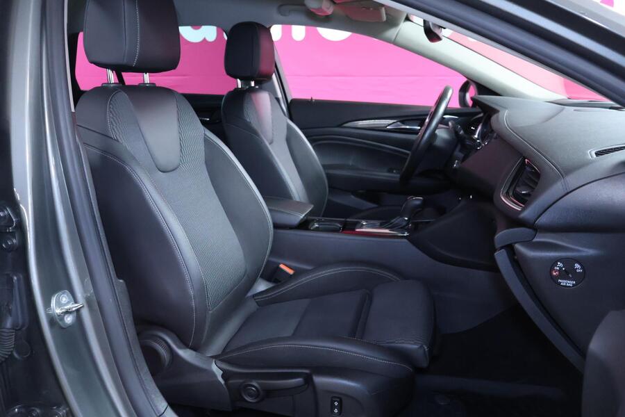 Opel Insignia vaihtoauto