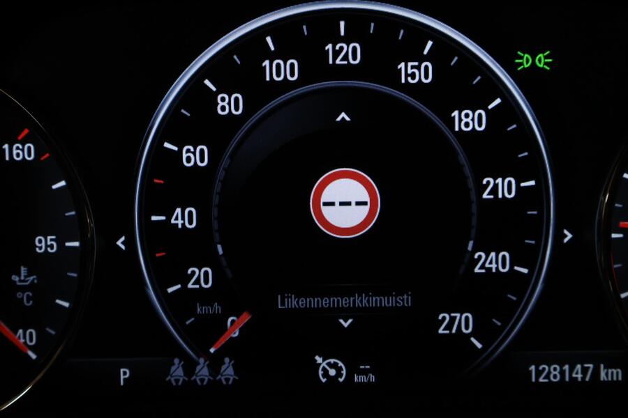 Opel Insignia vaihtoauto