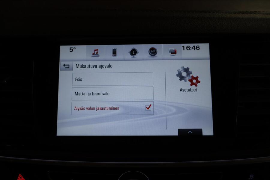 Opel Insignia vaihtoauto