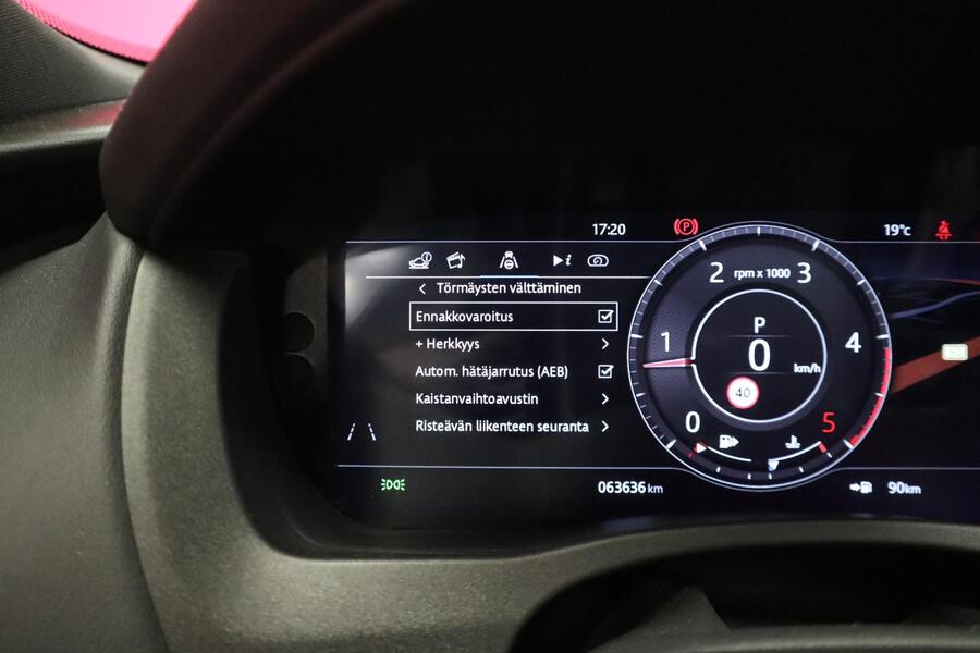 Jaguar XE vaihtoauto