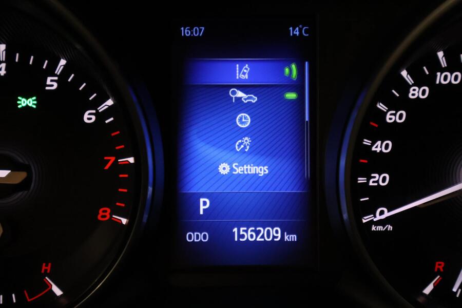 Toyota Avensis vaihtoauto