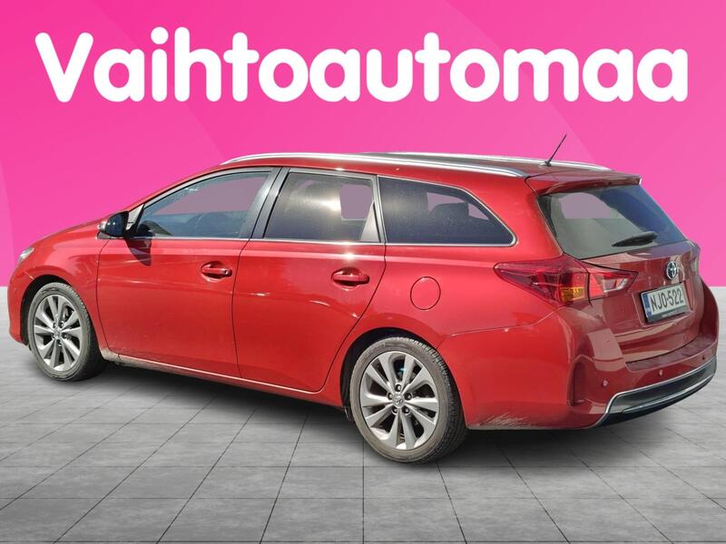 Toyota Auris vaihtoauto