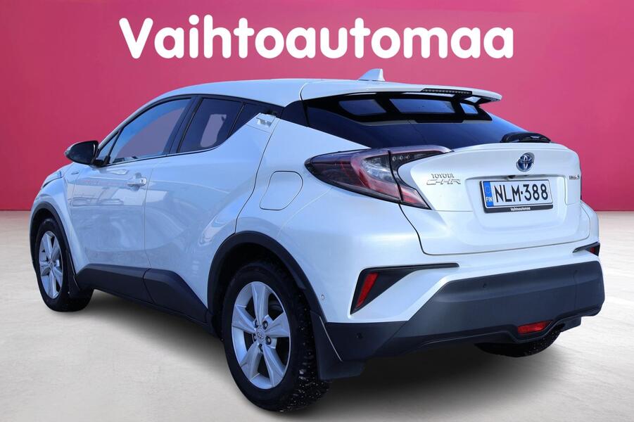 Toyota C-HR vaihtoauto