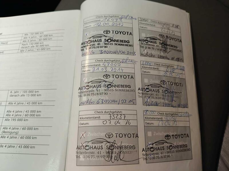 Toyota Hilux vaihtoauto