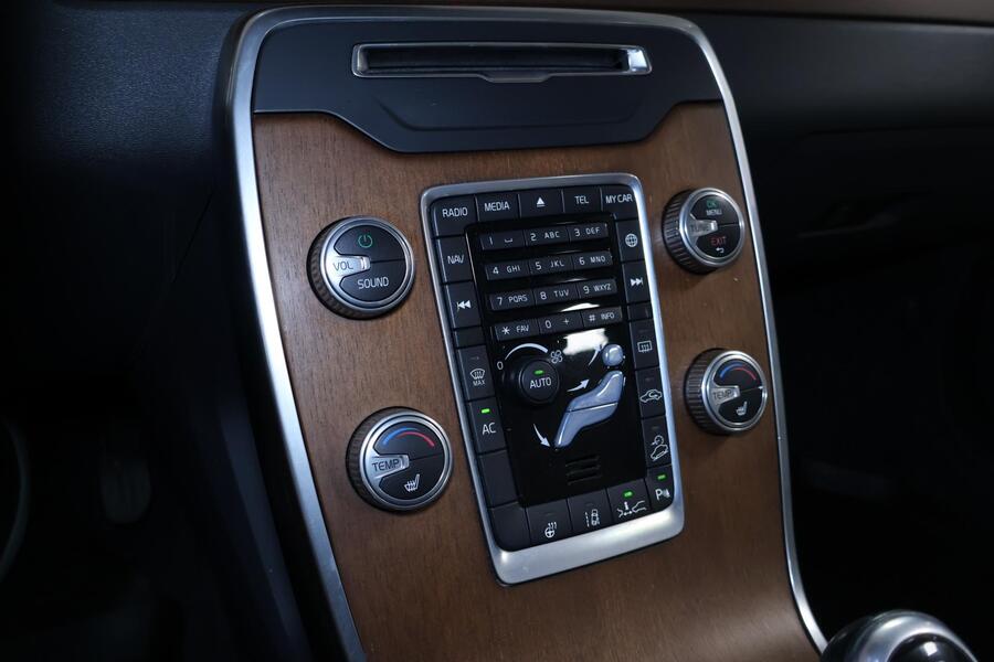 Volvo XC70 vaihtoauto