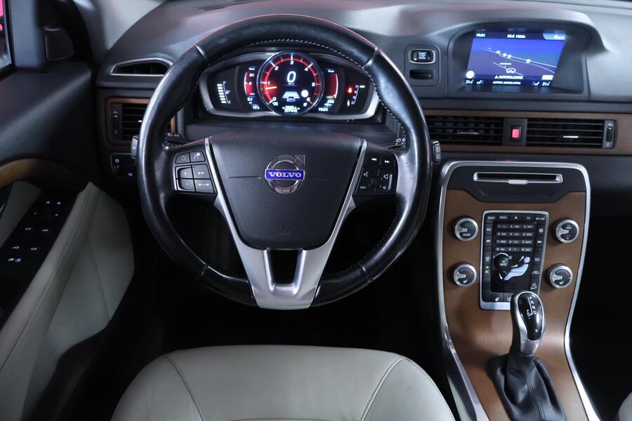 Volvo XC70 vaihtoauto