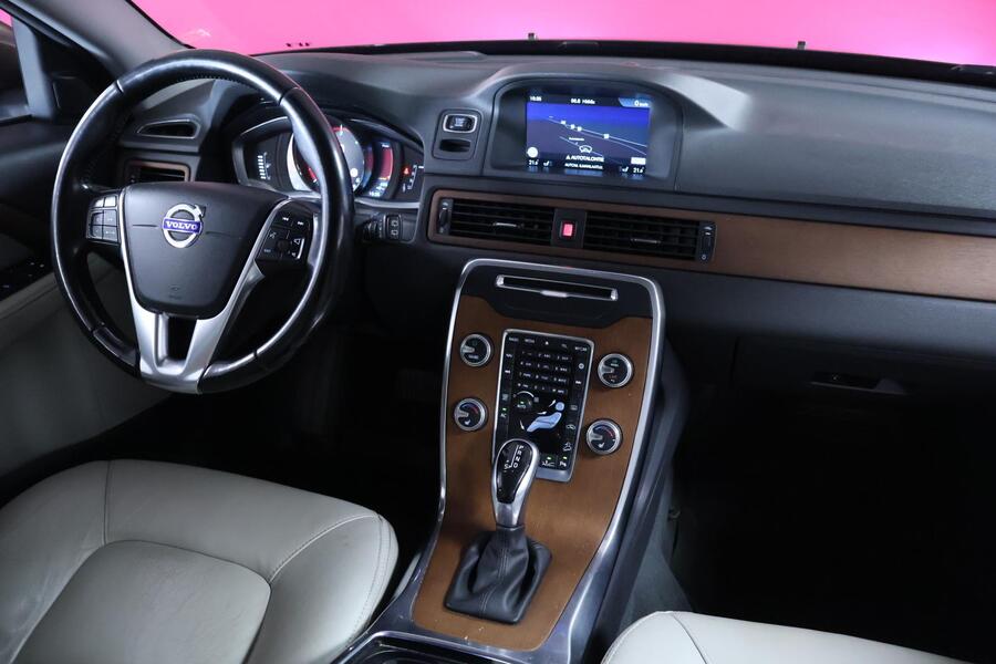 Volvo XC70 vaihtoauto