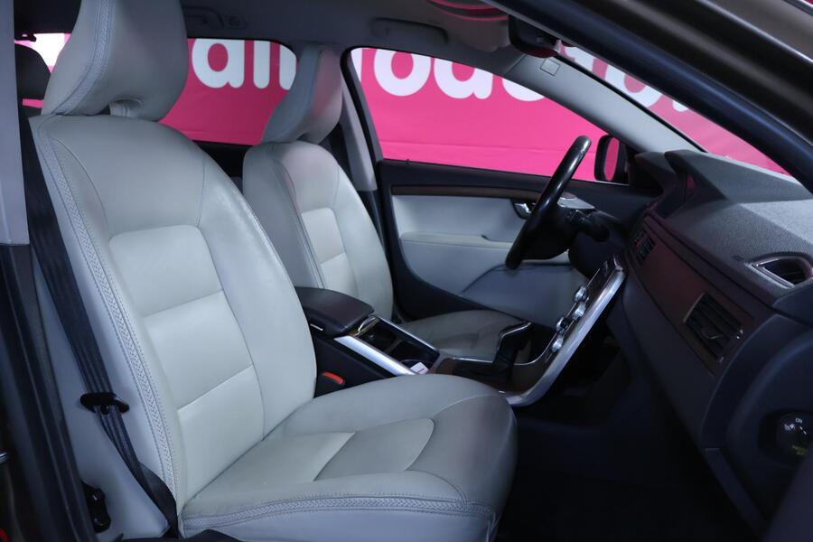 Volvo XC70 vaihtoauto