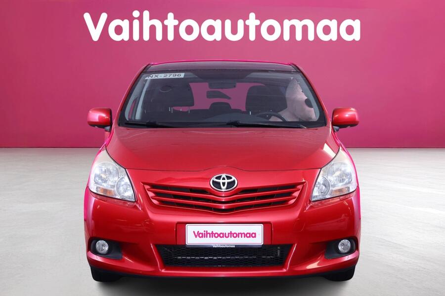 Toyota Verso vaihtoauto
