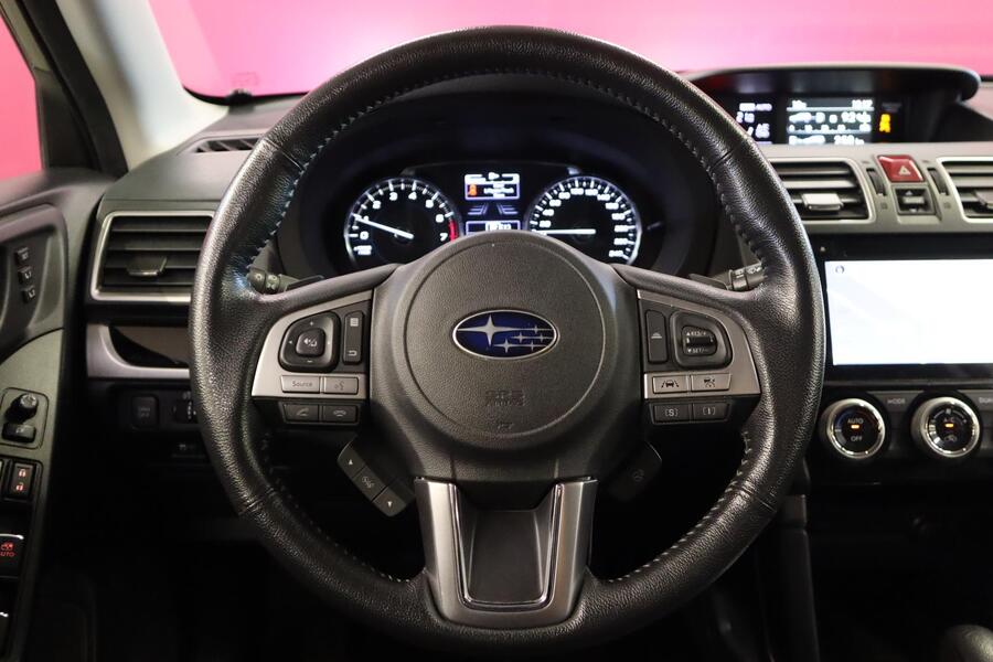 Subaru Forester vaihtoauto