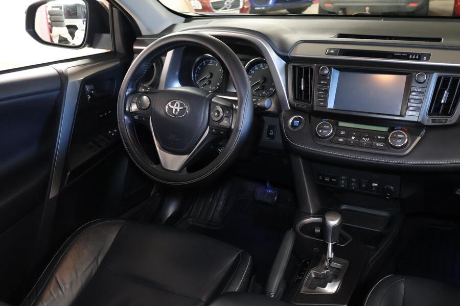 Toyota RAV4 vaihtoauto