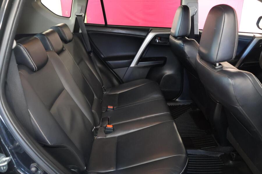 Toyota RAV4 vaihtoauto