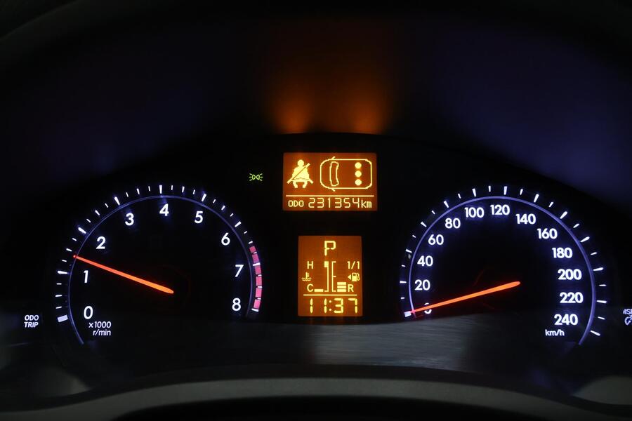 Toyota Avensis vaihtoauto