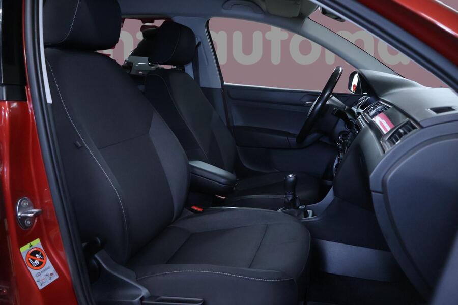 Skoda Rapid vaihtoauto