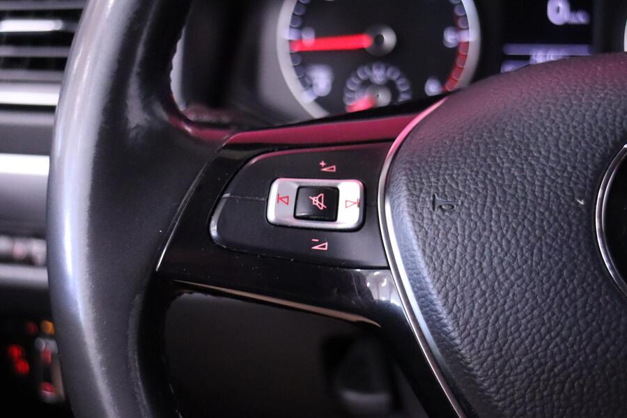 Volkswagen Amarok vaihtoauto