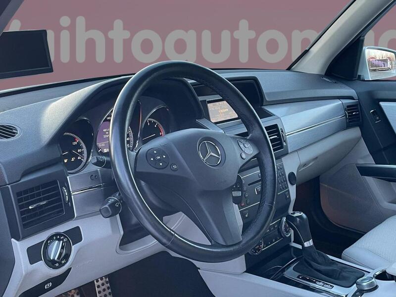 Mercedes-Benz GLK vaihtoauto