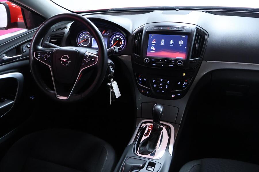 Opel Insignia vaihtoauto