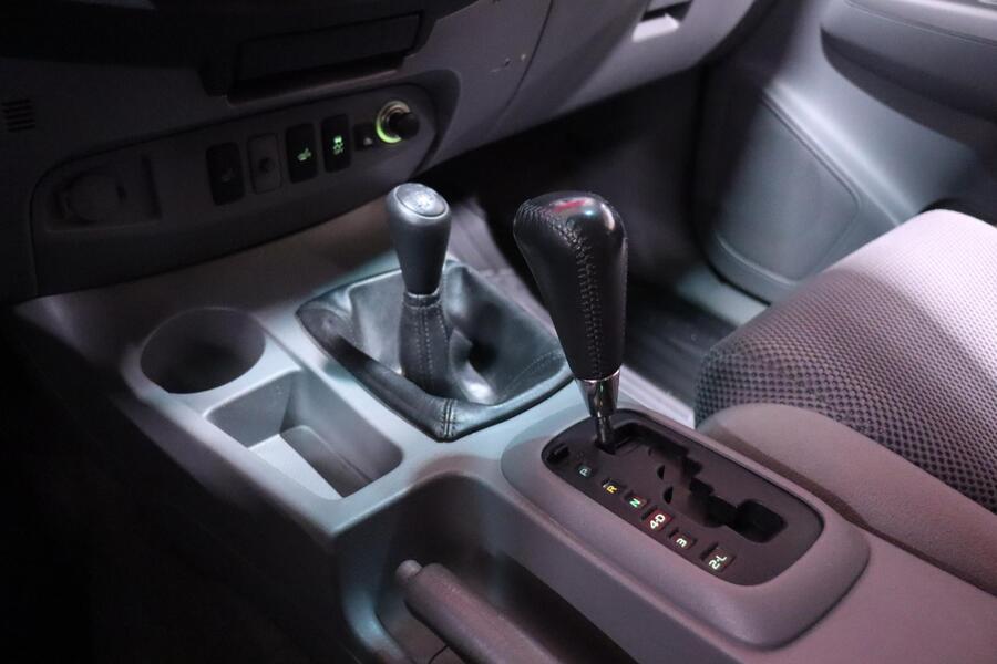 Toyota Hilux vaihtoauto