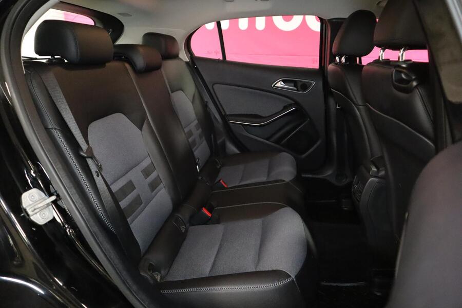 Mercedes-Benz GLA vaihtoauto